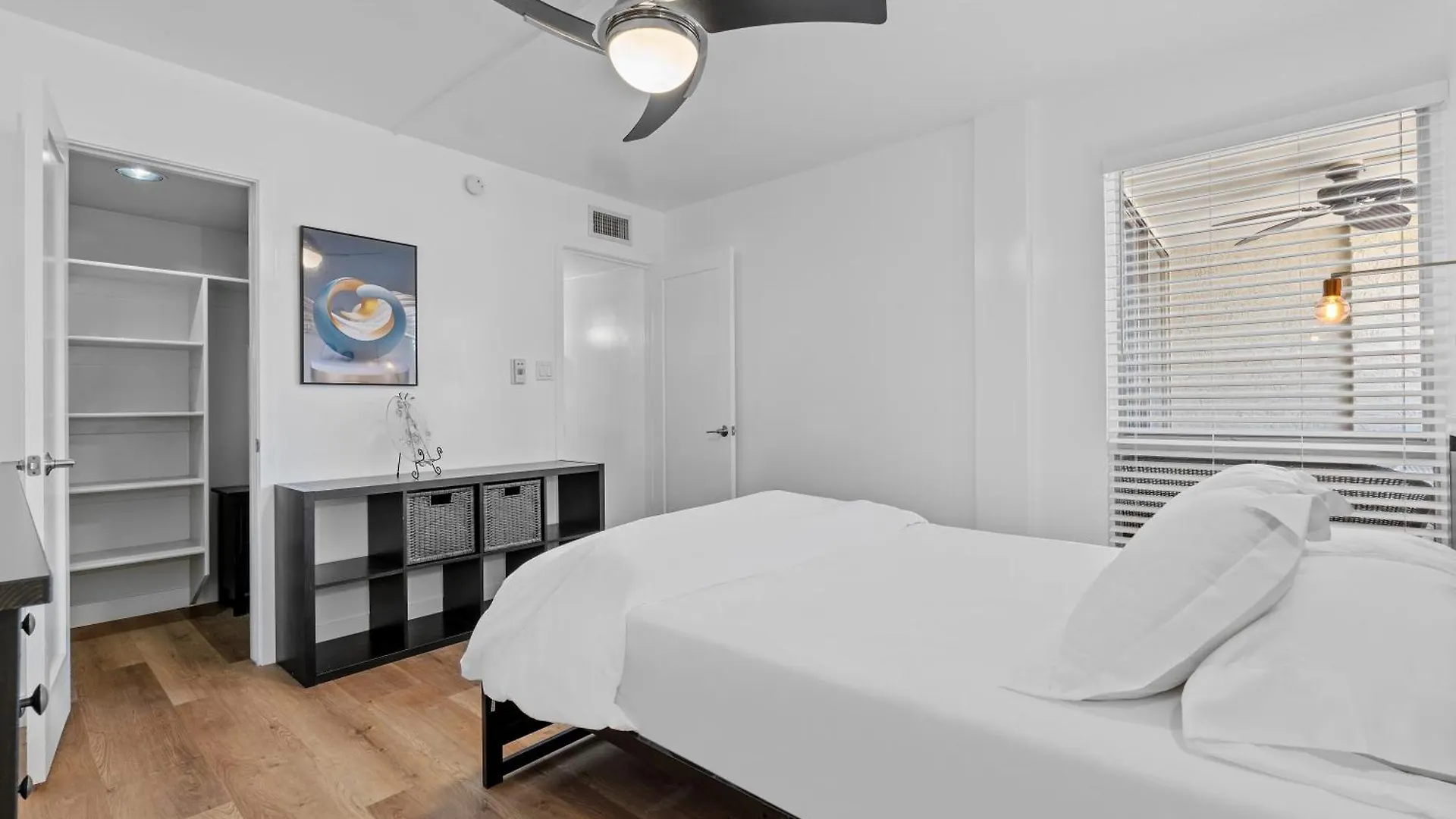 Primo Scottsdale Location - Heated Pool & Parking Διαμέρισμα 0*,